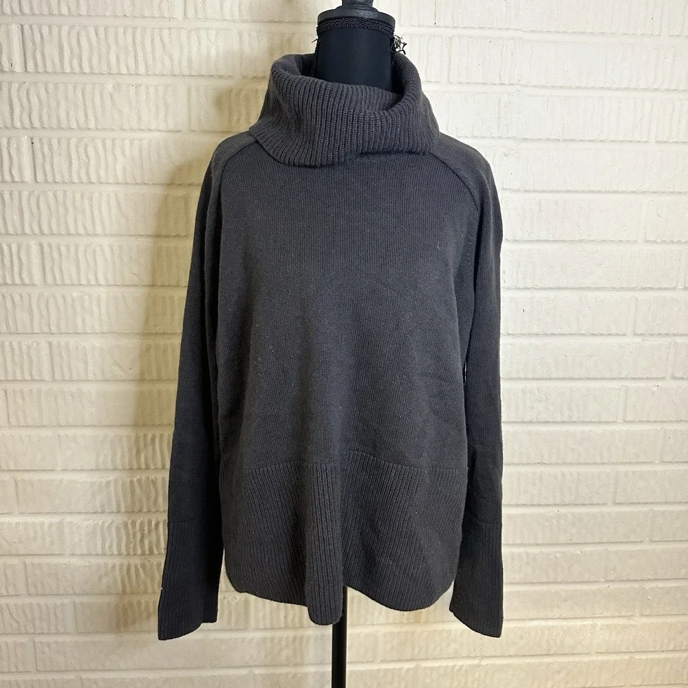 Athleta Women's Aspen Turtleneck Sweater Brown Sz S Wool‎ Cashmere Warm Casual